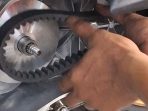 Attachment for Dua Penyebab V-Belt Motor Matic Baru Tetap Selip